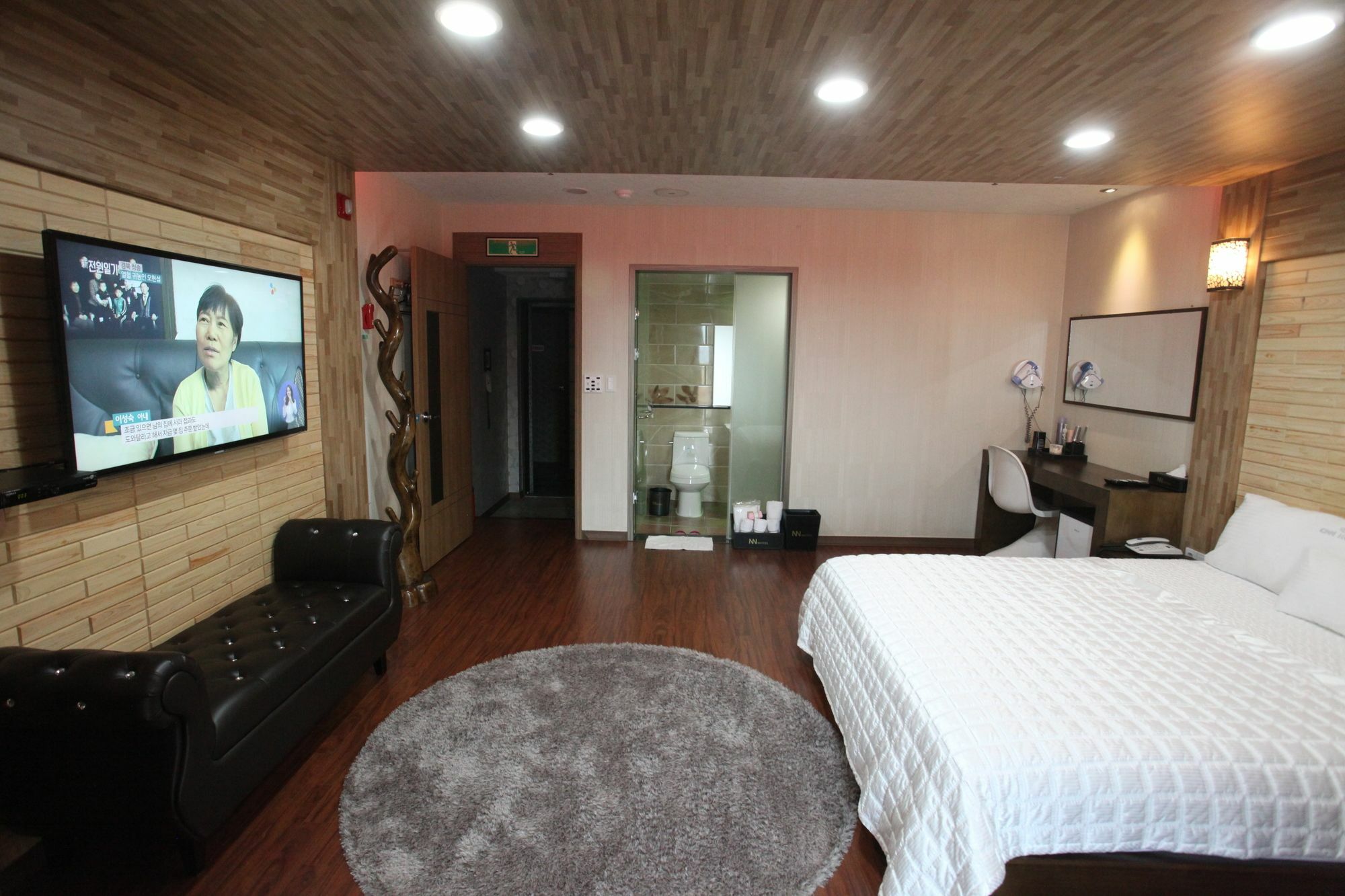 Cnn Hotel Changwon Exterior photo